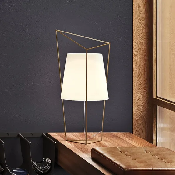 Lámpara de Sobremesa Tatu Black KDLN - Diseño Geométrico de Vidrio