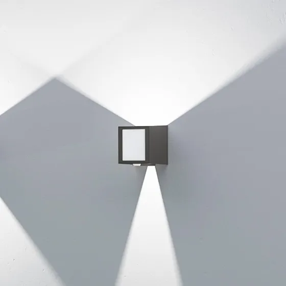 Loom Design Una Aplique LED Exterior Negro Up/Down