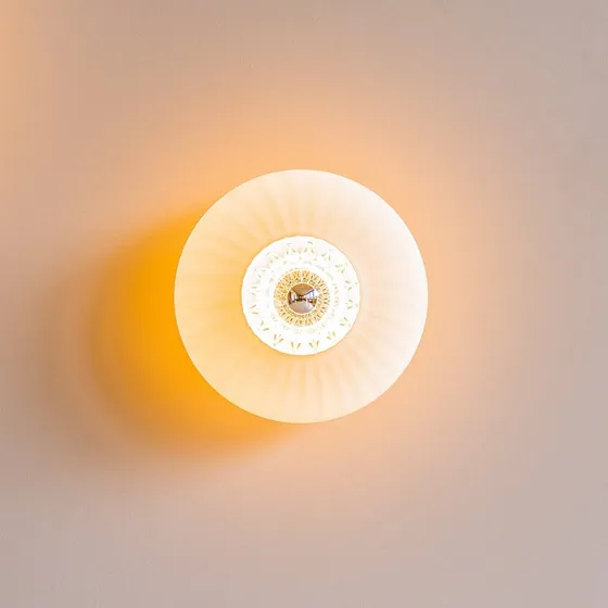 DESIGN BY US Aplique de Pared New Wave Optic XL Blanco Opalino