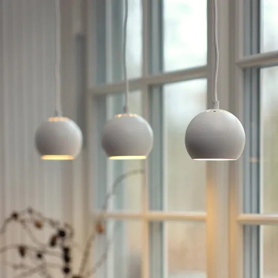 Lámpara colgante FRANDSEN Ball, Blanco mate, Ø 12 cm