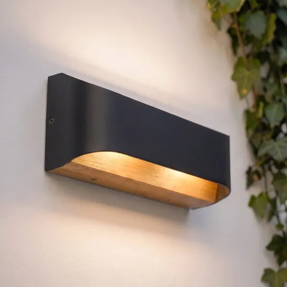 Lindby Aplique LED Lenore Negro con Madera y Aluminio - 36,5 cm