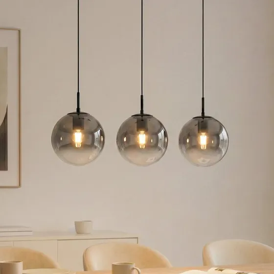 Lámpara colgante Lucande Veloura, 3 luces, 84 cm, cristal y madera