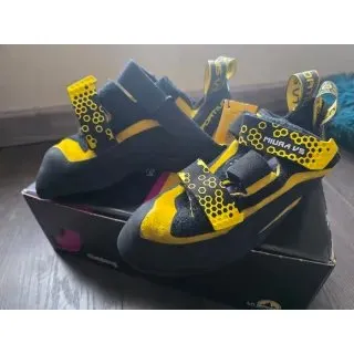 La Sportiva Miura VS Pies de Gato Negro/Amarillo 43