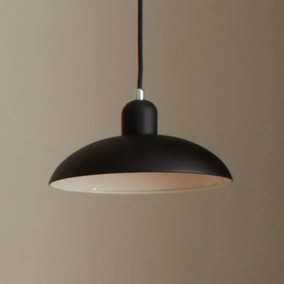 Fritz Hansen Lámpara colgante Kaiser Idell 6631-P negro mate