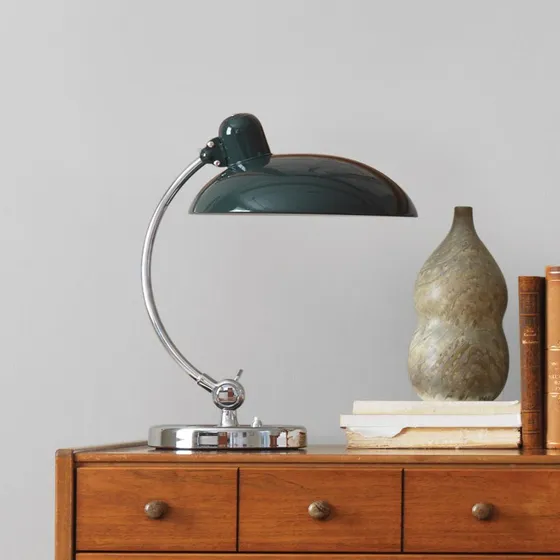 Fritz Hansen Kaiser Idell 6631-T Luxus Lámpara de Mesa Verde