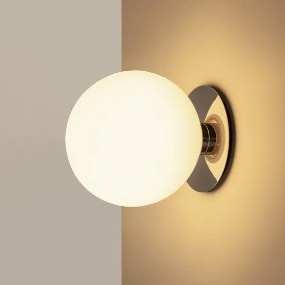 Audo Copenhagen Aplique TR Bulb, Metal y Cristal, Blanco, Ø 20 cm