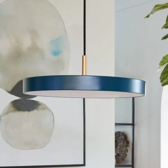 Lámpara colgante LED UMAGE Asteria Mini, Petróleo/Latón, Ø 31 cm
