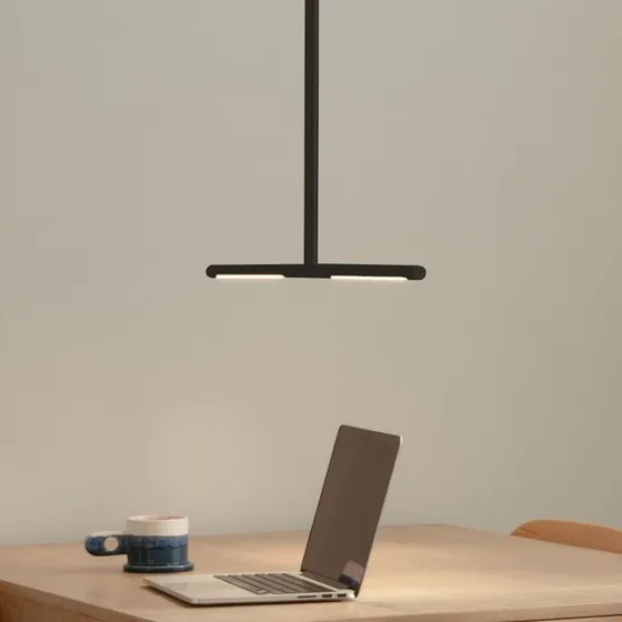 UMAGE Lámpara de Techo Omni Black - Diseño Minimalista y Regulable