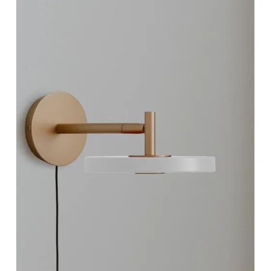 UMAGE Aplique de Pared LED Asteria Short, Blanco y Latón