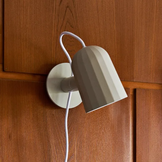 Aplique de pared HAY Noc Off-White - Diseño Minimalista con Pantalla Ajustable