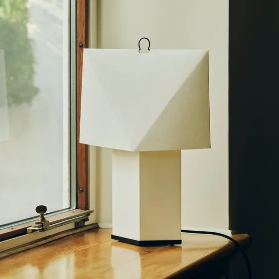 Lámpara de mesa HAY Aplat Blanca, 66 cm, Papel de Seda, E27