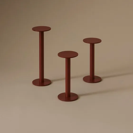 HAY HOST PORTABLE Lámpara de mesa LED recargable, Rojo Óxido, 30 cm