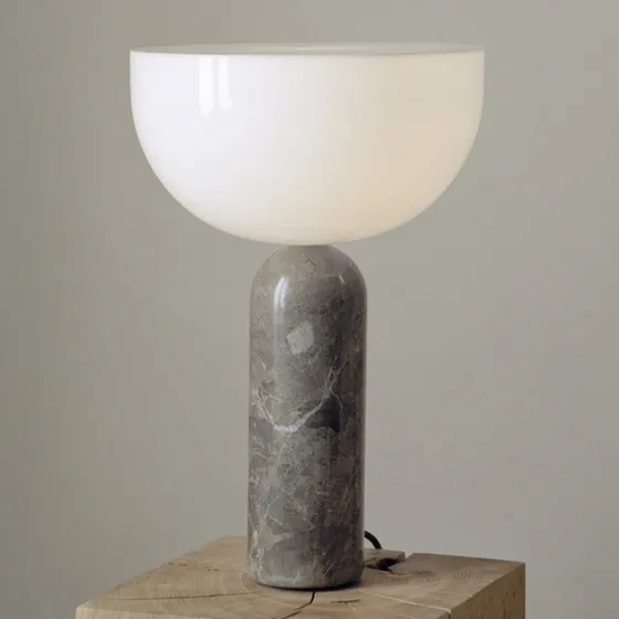 New Works Kizu Large Lámpara de Mesa de Mármol y Acrílico, Gris