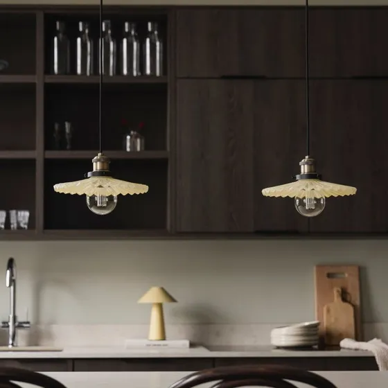 Globen Lighting Lámpara colgante COBBLER Crema/Latón - Ø 25 cm