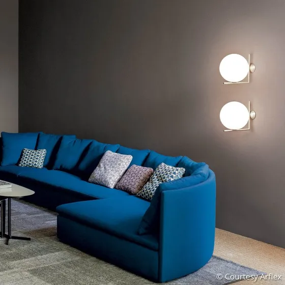 Flos IC C/W2 Aplique de Pared Cromado con Esferas de Vidrio Opal