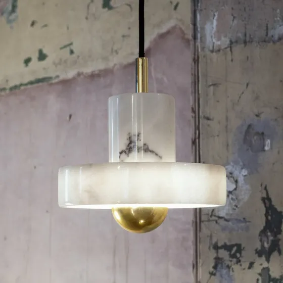 Lámpara colgante Tom Dixon Stone Blanca y Dorada