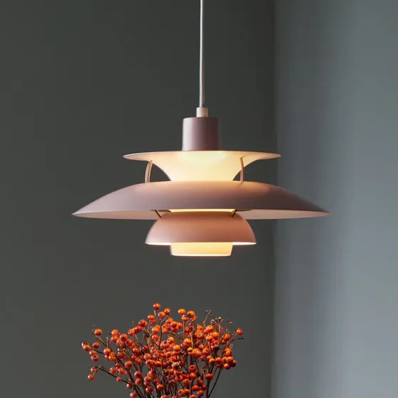 Lámpara colgante Louis Poulsen PH 5 500 Rosa