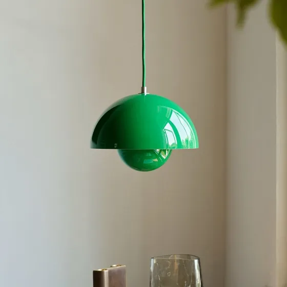 &Tradition Lámpara colgante Flowerpot VP1 Signal Green