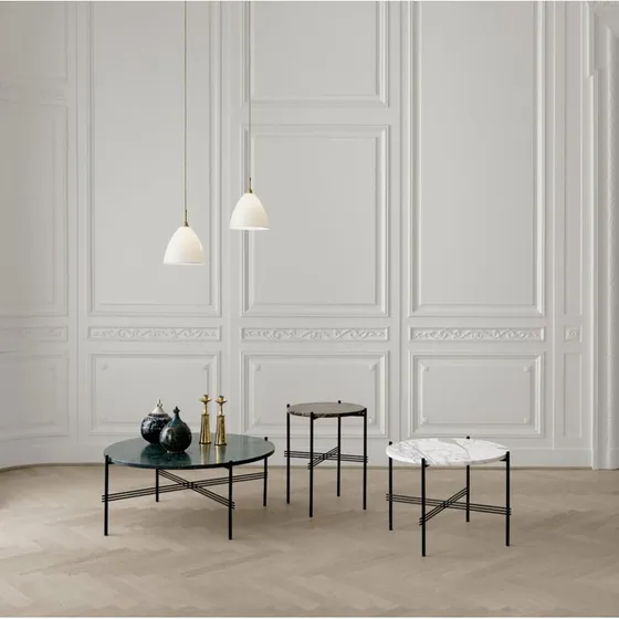 GUBI Lámpara colgante Bestlite BL9 en porcelana blanca y cromo