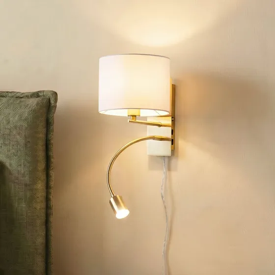 Lindby Florens Aplique de Pared Blanco y Latón con Lámpara LED