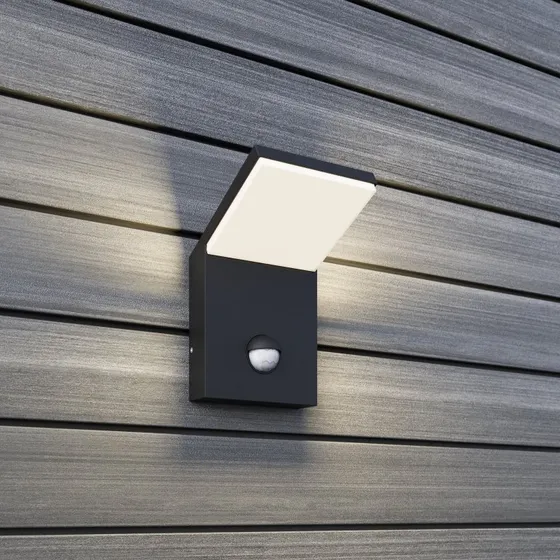 Lucande Nevio Aplique de Pared Exterior LED con Sensor - Grafito