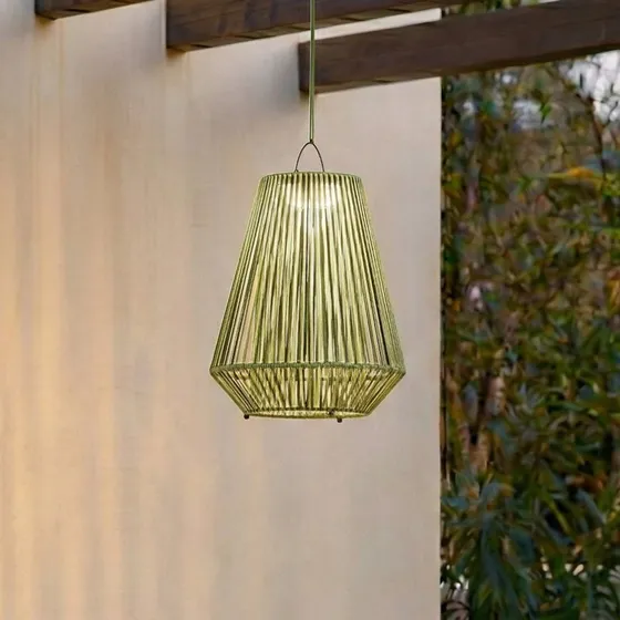Lámpara colgante solar LED Lindby Austas, verde, Ø 32 cm, IP54, USB