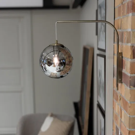 Markslöjd Aplique de pared Dione, Latón y Cristal Gris Humo