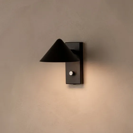 Watt & Veke Aplique de pared Kuro Negro, 16 cm, G9