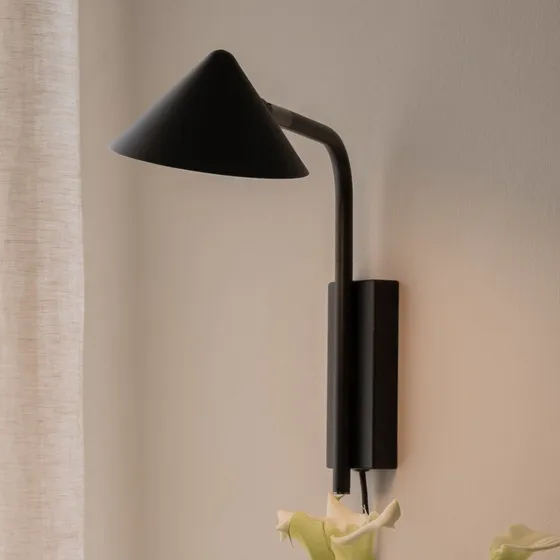 Watt & Veke Aplique de pared Kuro Negro, 32 cm, G9