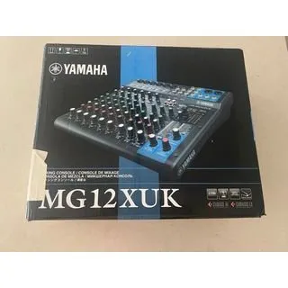 Yamaha MG12XUK Mezclador 12 Canales