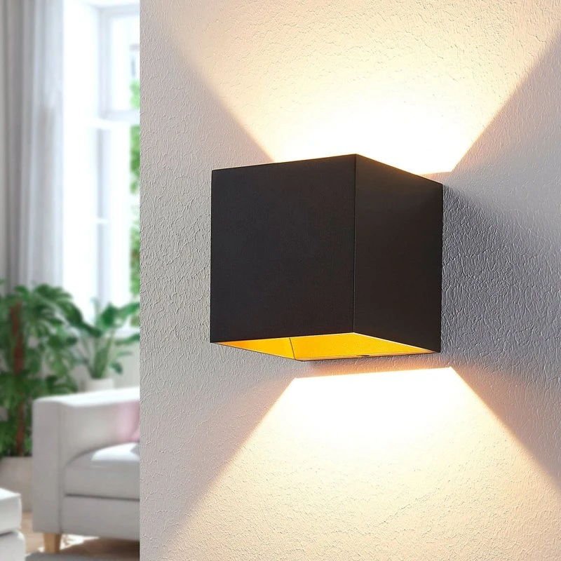 Arcchio Zuzana Aplique de Pared LED Negro y Oro - Diseño Angular