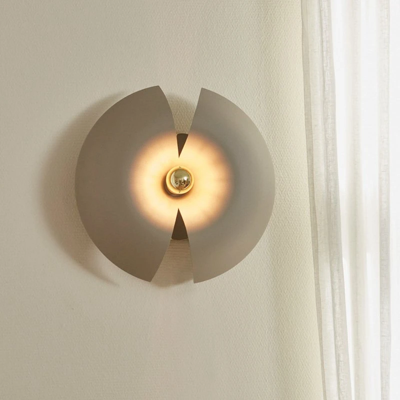 Aplique de pared AYTM Cycnus Ø30 gris topo y dorado