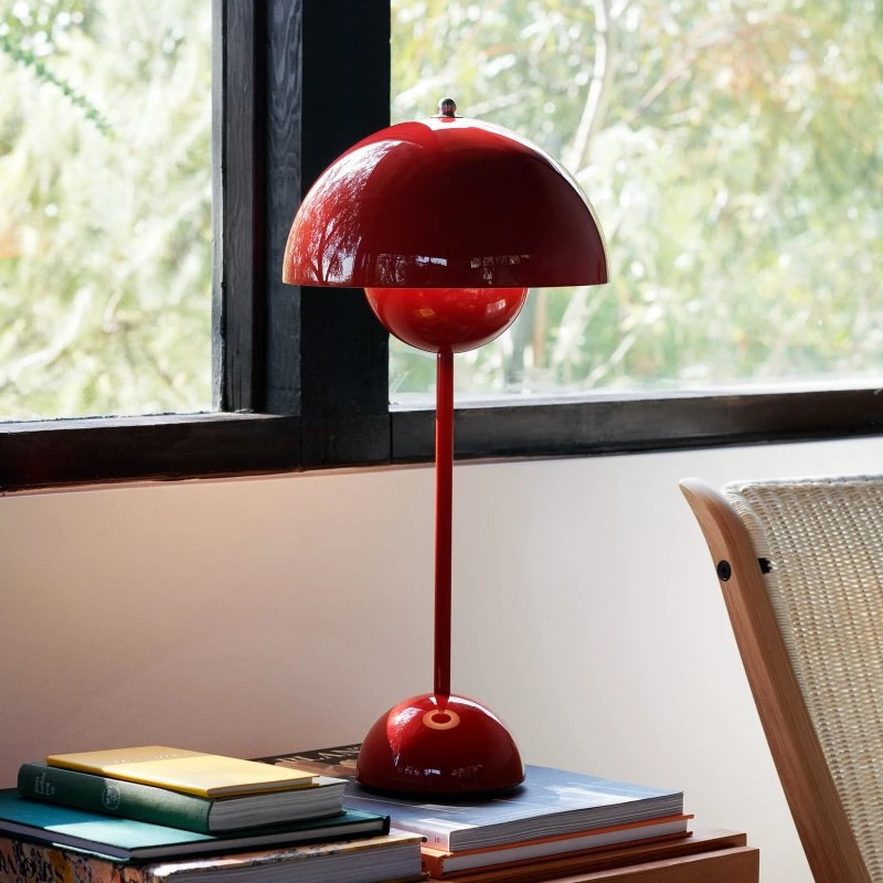&Tradition Lámpara de mesa Flowerpot VP3, Rojo Cinabrio, 50 cm