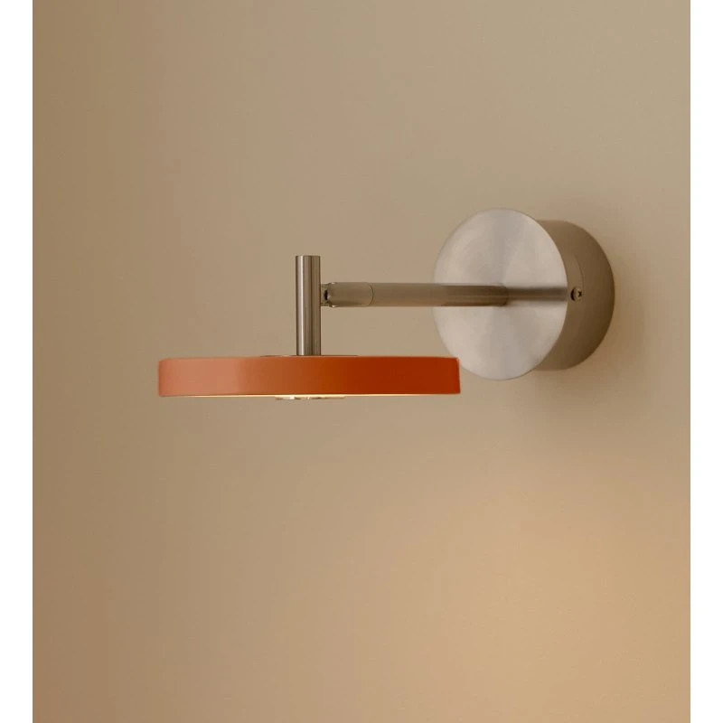 Aplique de pared LED UMAGE Asteria Short, naranja y acero