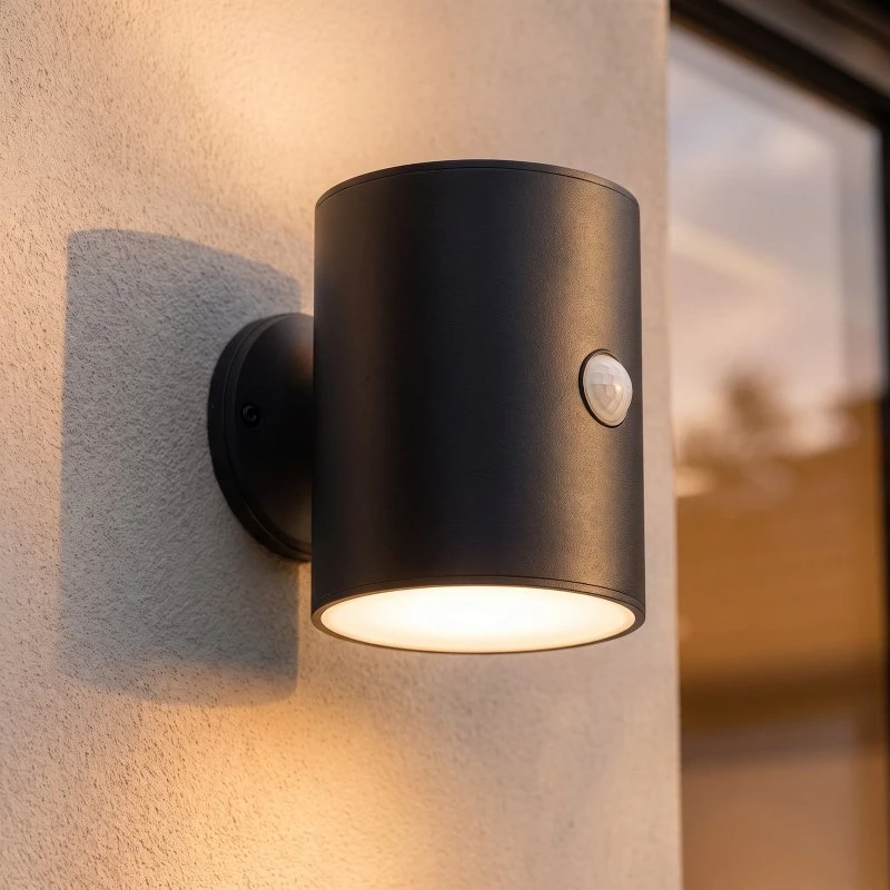 Aplique Solar LED Lindby Amren Negro con Sensor de Movimiento