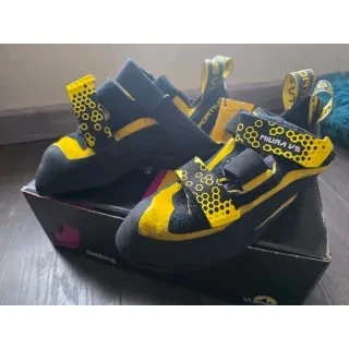 La Sportiva Miura VS Pies de Gato Negro/Amarillo 43