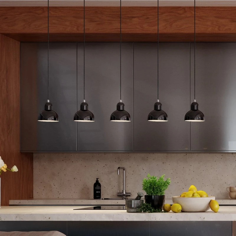 Fritz Hansen Kaiser Idell 6722-P Lámpara Colgante Negro Brillante