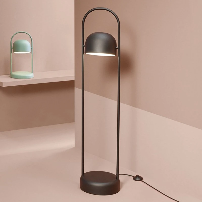 Lámpara de pie PLEASE WAIT to be SEATED Quay - Negro - 121 cm
