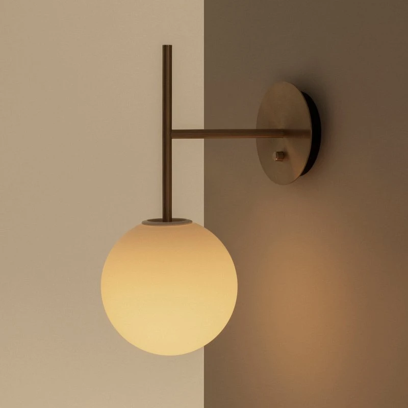 Audo Copenhagen Aplique de Pared TR Bulb Suspended Latón Cepillado