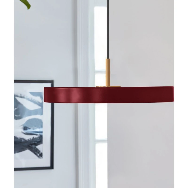 Lámpara colgante LED UMAGE Asteria Mini, rojo rubí/latón, Ø 31 cm