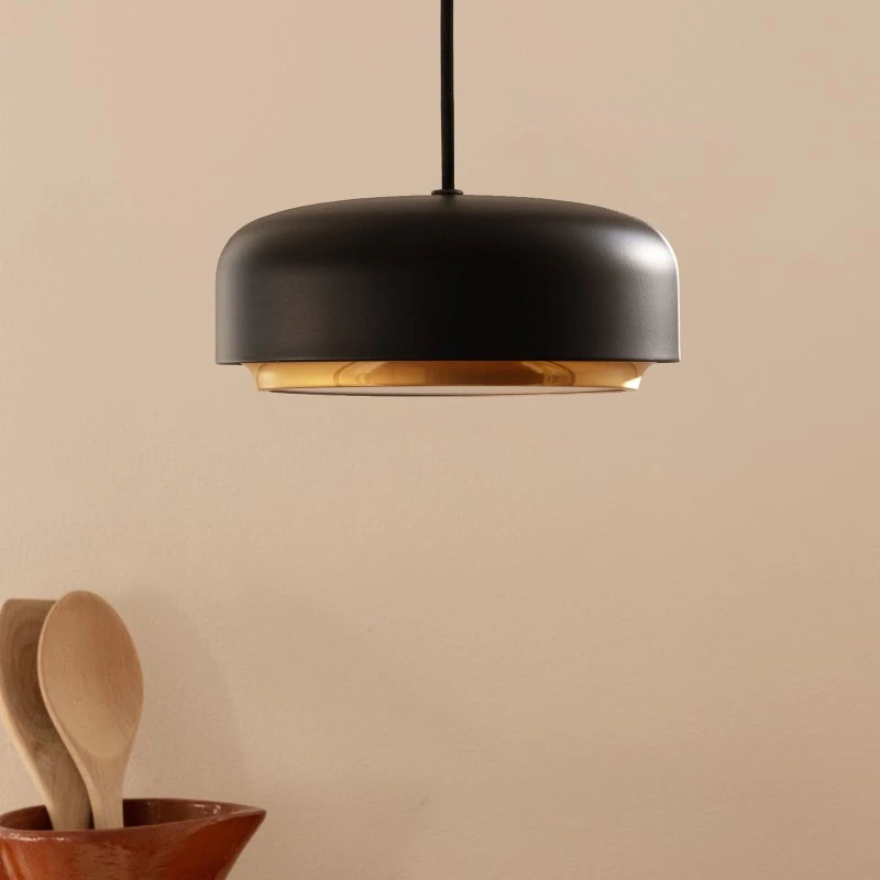 UMAGE Hazel Mini Lámpara Colgante Negra con Latón Ø 22cm