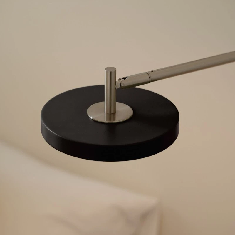 Umage Aplique de pared LED Asteria Long, negro y acero