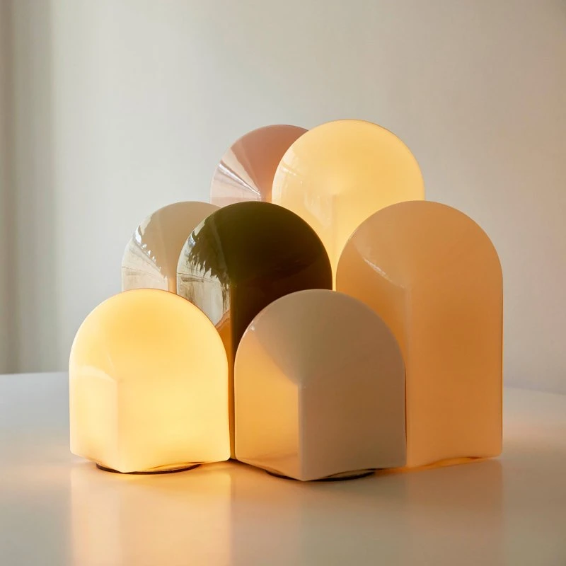 HAY Lámpara de mesa LED Parade Shell White 32 cm