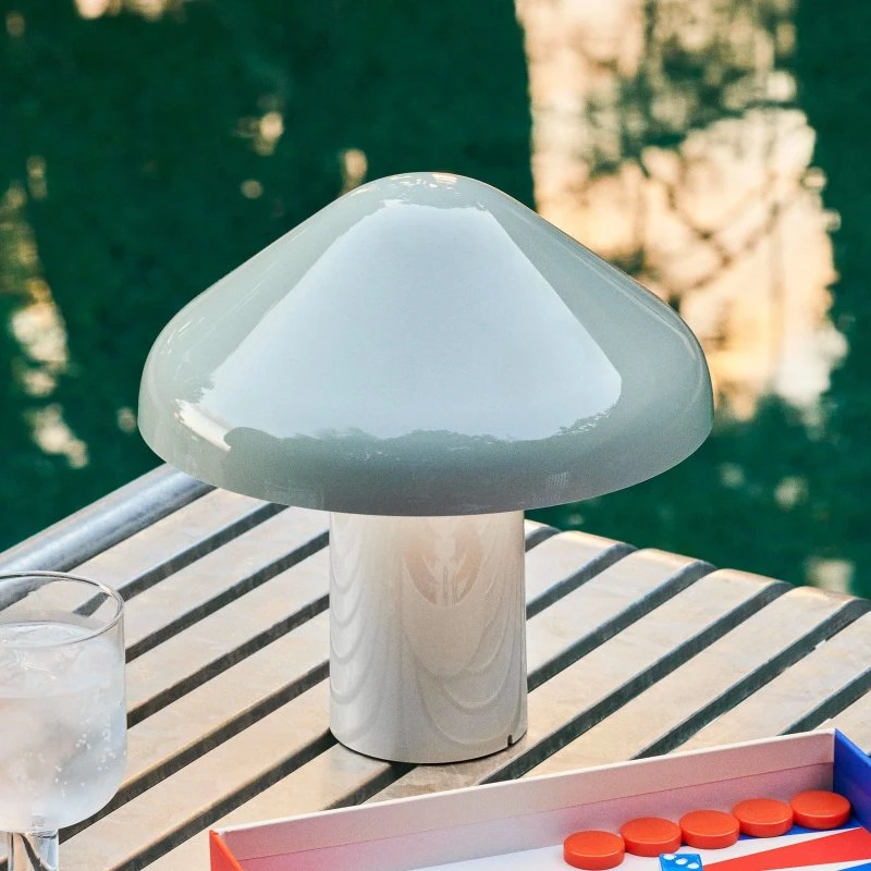 HAY Lámpara de mesa Pao Portable LED recargable - Gris
