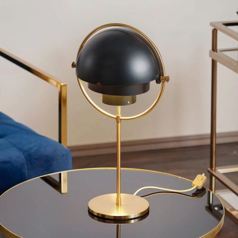 Gubi Lámpara de mesa Multi-Lite Latón y Negro, 50 cm