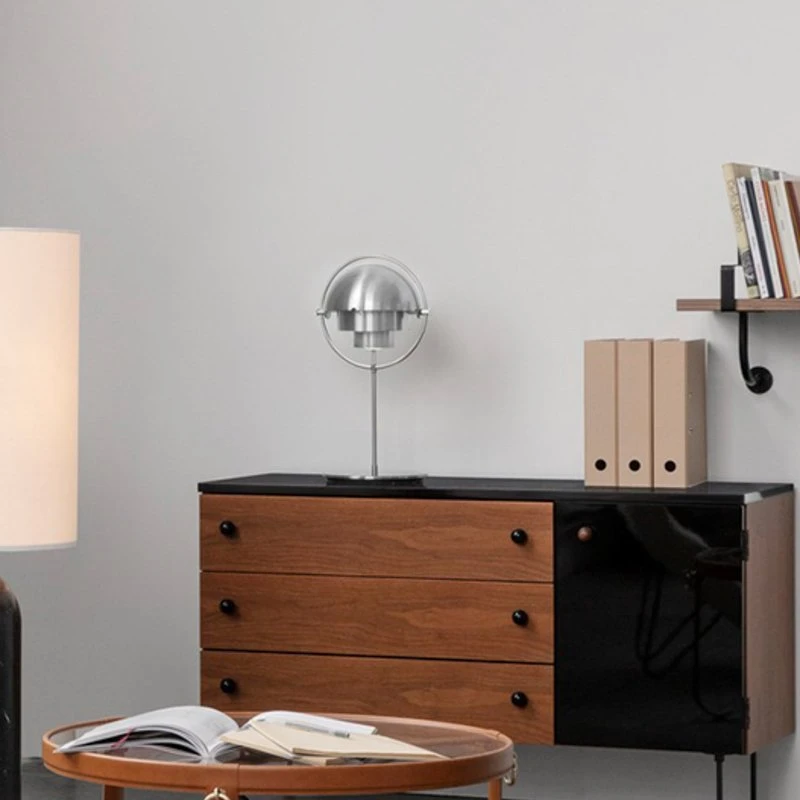 Gubi Lámpara de mesa Multi-Lite Cromo 50 cm