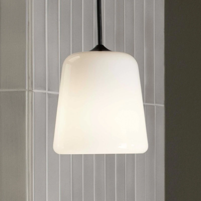 New Works Material New Edition Lámpara Colgante de Cristal Opalino