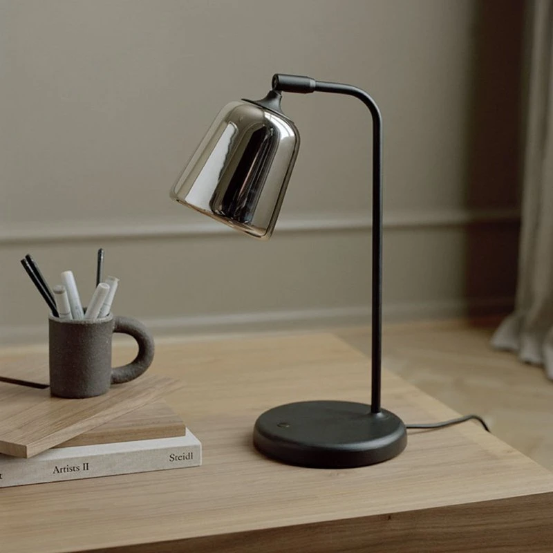 New Works Material New Edition Lámpara de Mesa de Acero Inoxidable