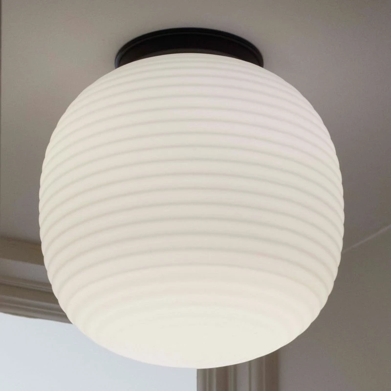 New Works Lámpara de Techo Lantern Medium Ø30 - Vidrio Opalino