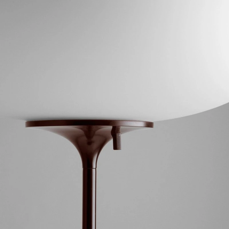 Gubi Lámpara de pie Stemlite Negro-Rojo, 110 cm, Atenuable